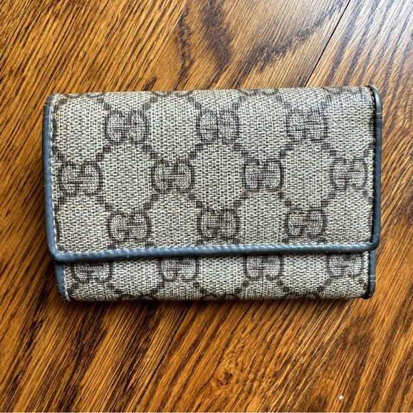 Gucci Card & Key Holder Wallet - Picture 3 of 16